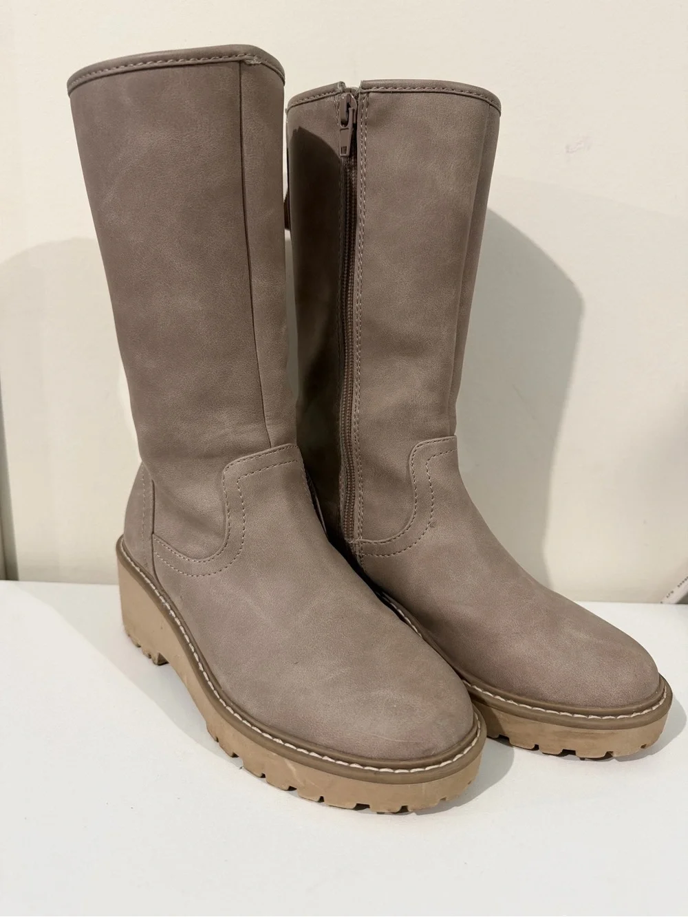 Girls Taupe Fall Boots - Fall Heeled Boots for Girls - Bow Accent Size 4